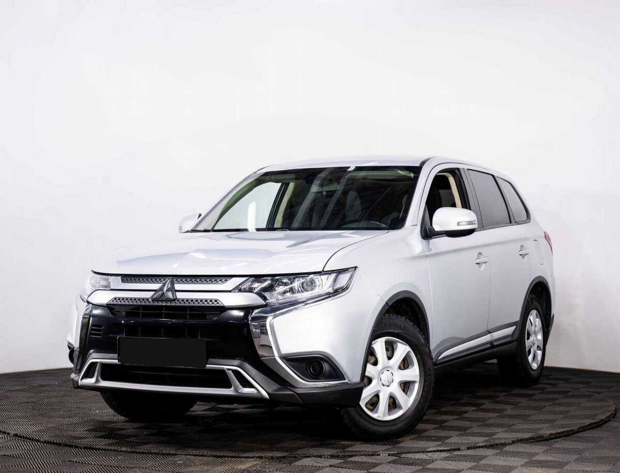 Mitsubishi Outlander, 2019 - 135 000 км. | Фото №1